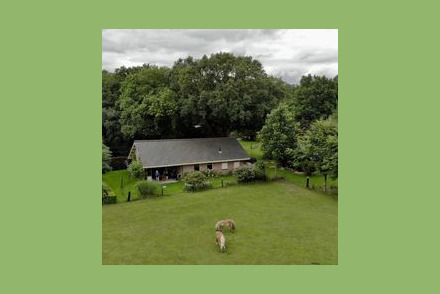 Vakantiebungalow De Eikenhof In het Overijssels-Vechtdal HW368